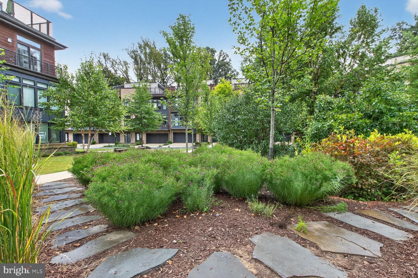 432 Barlow Place photo 61