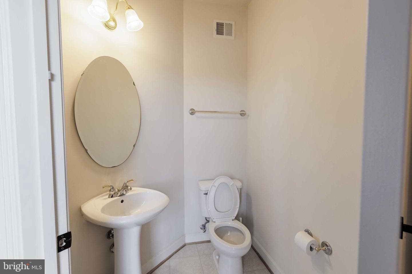 23404 Winemiller Way photo 14