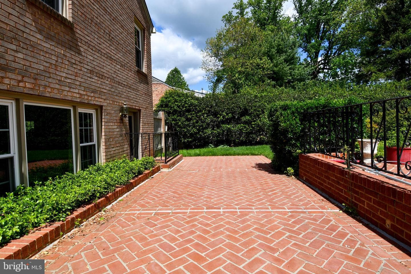 7109 Radnor Road photo 59