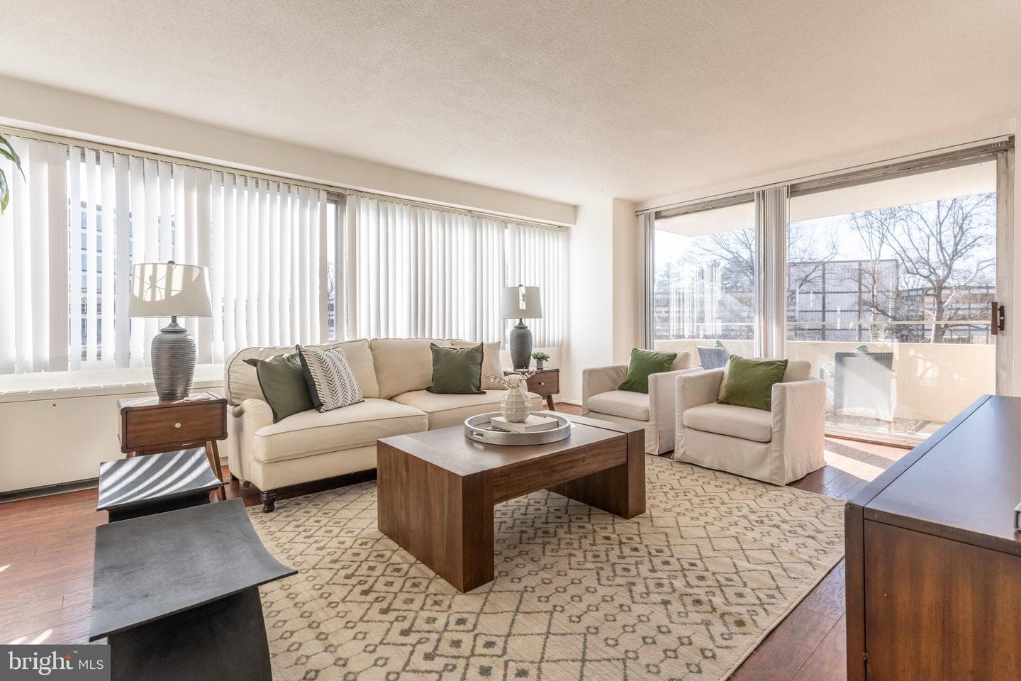 4515 Willard Avenue #609 photo 3