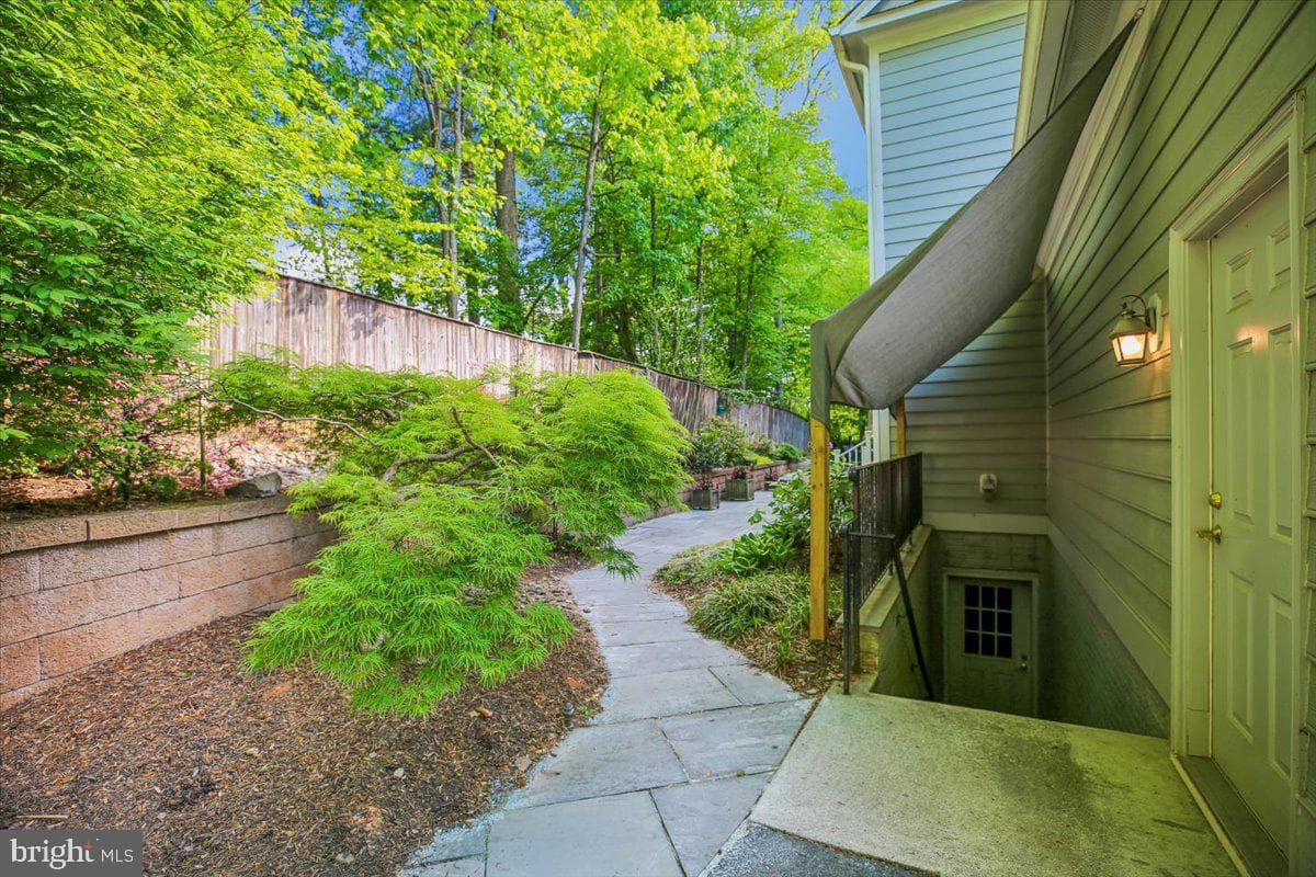 6302 Walhonding Road photo 92