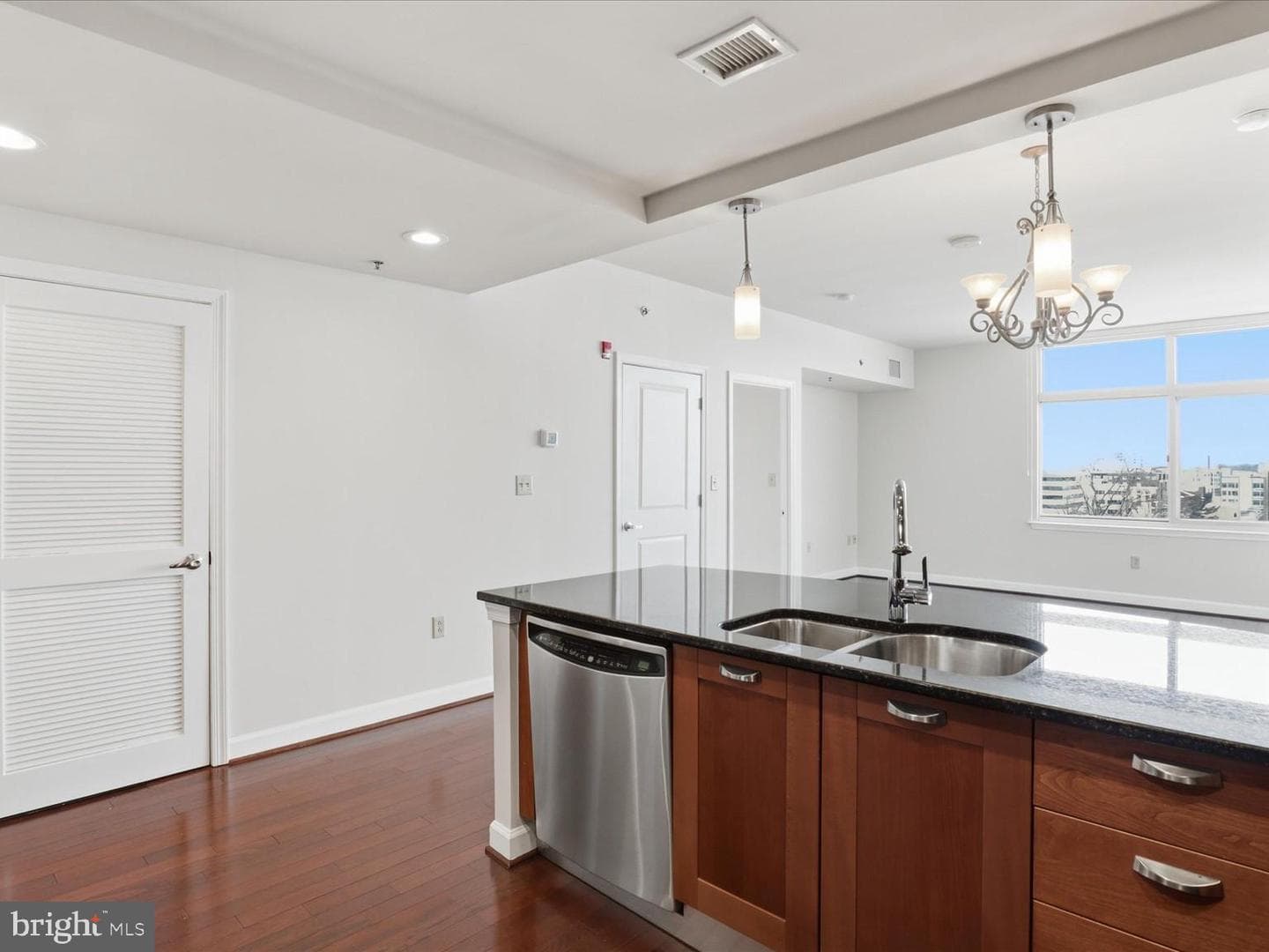 5750 Bou Avenue #801 photo 6