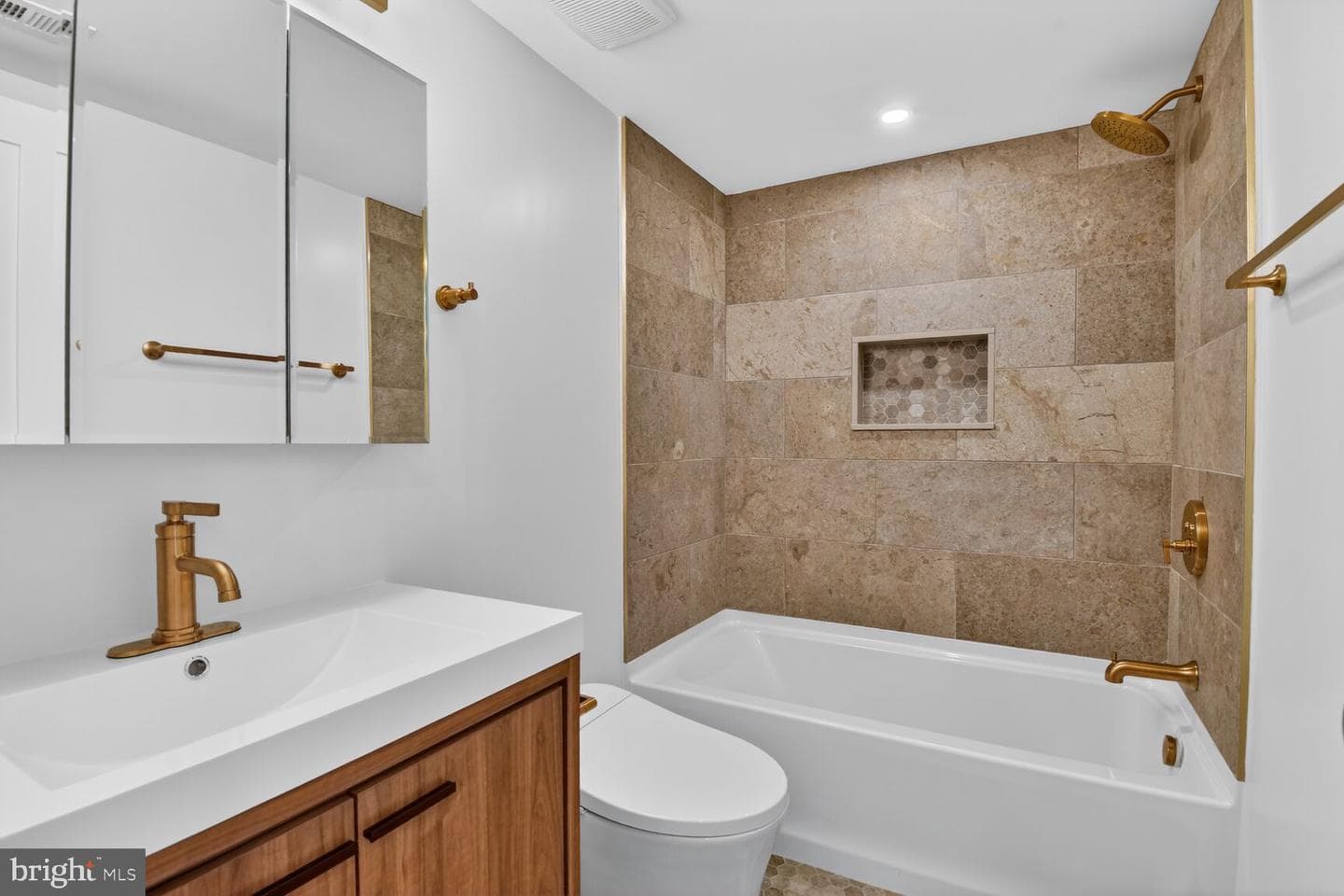 9802 Georgia Avenue #26-202 photo 27