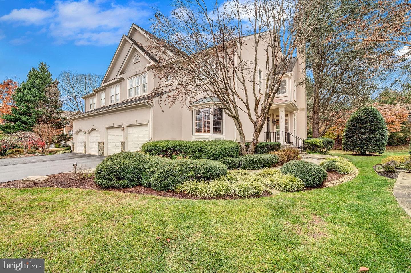 10918 Bells Ridge Drive photo 2