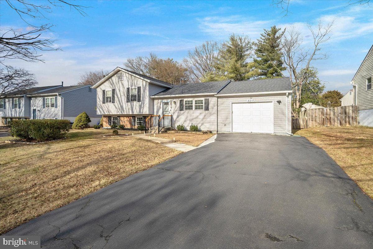 8217 Mountain Laurel Lane photo 35