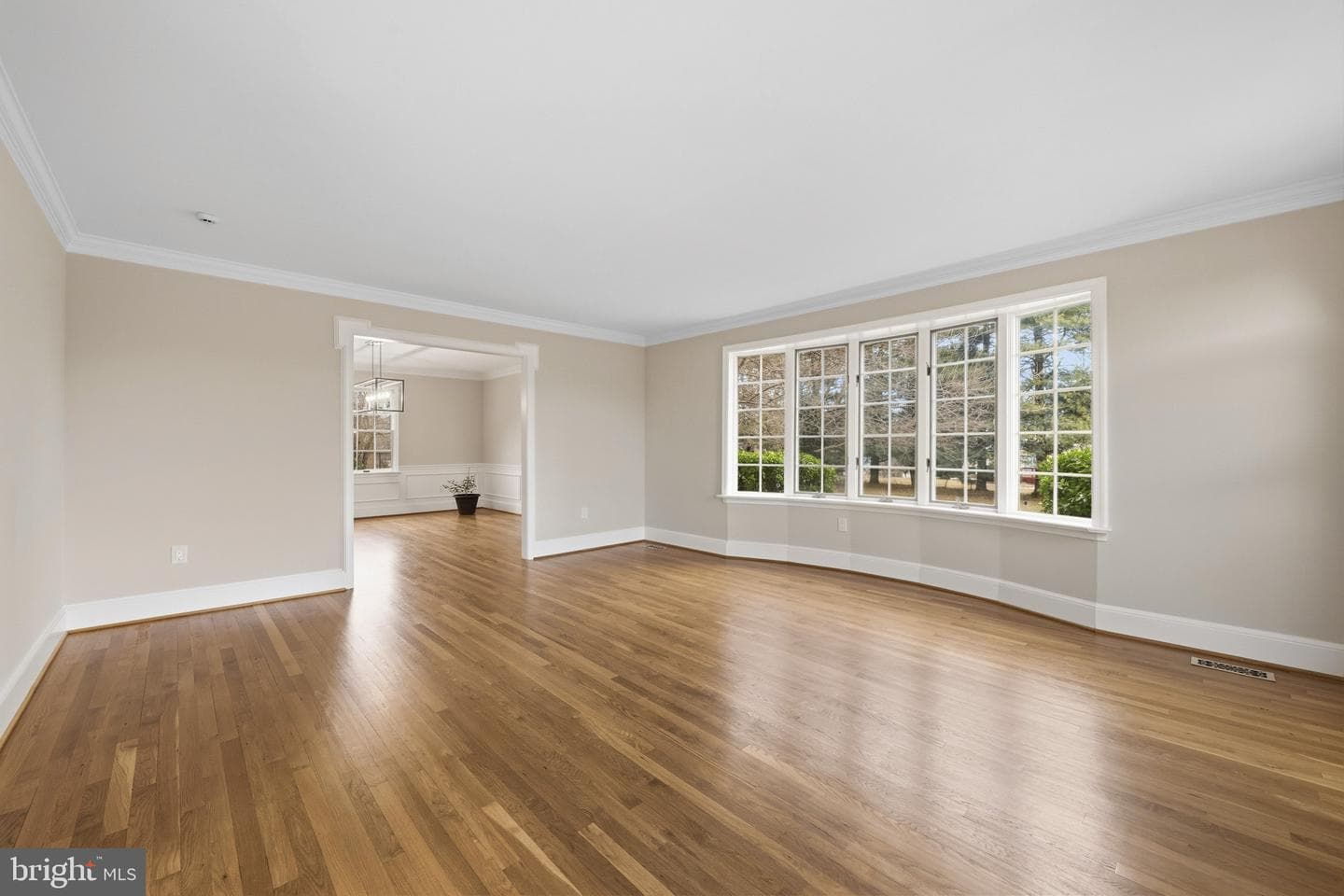 22340 Flintridge Drive photo 10