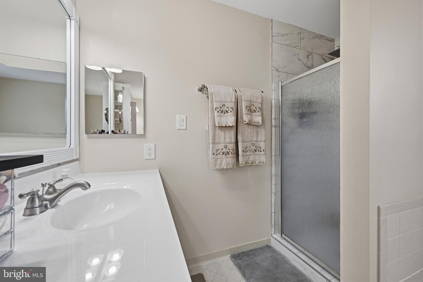 22340 Flintridge Drive photo 41