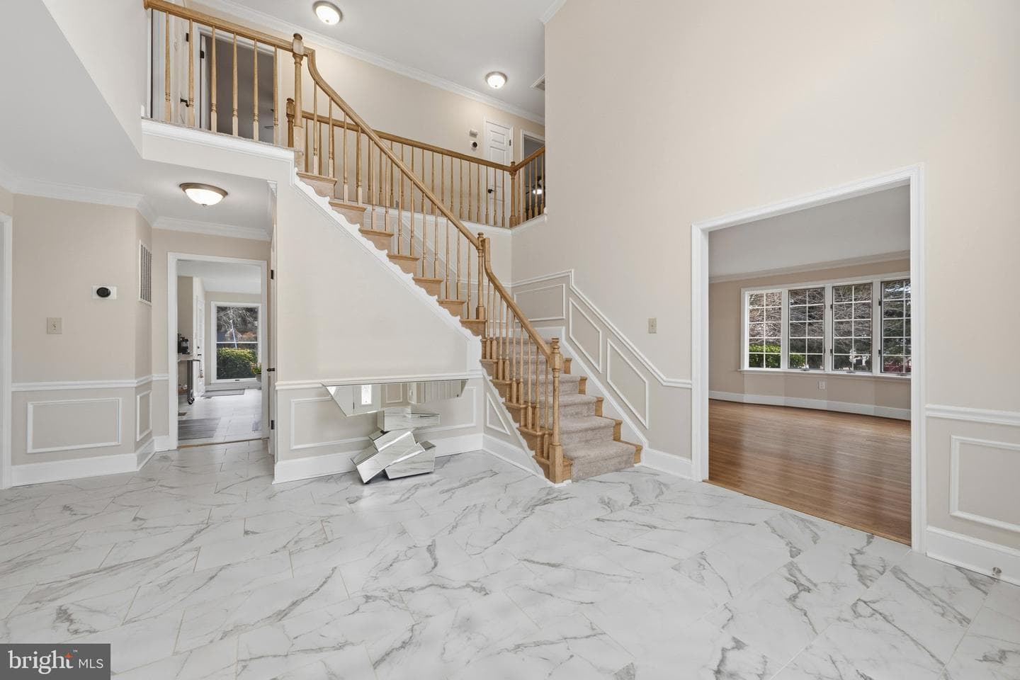 22340 Flintridge Drive photo 8