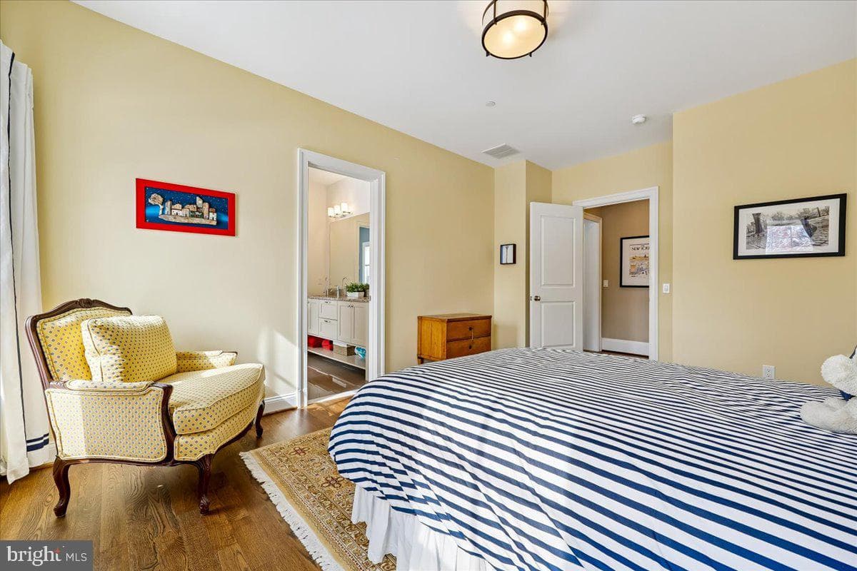 5709 Oldchester Road photo 32