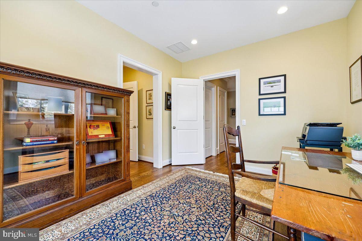 5709 Oldchester Road photo 37