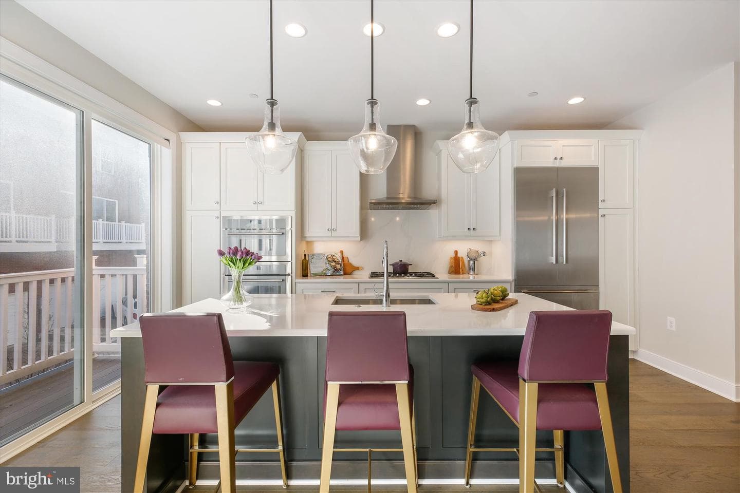 10340 Grosvenor Place photo 8
