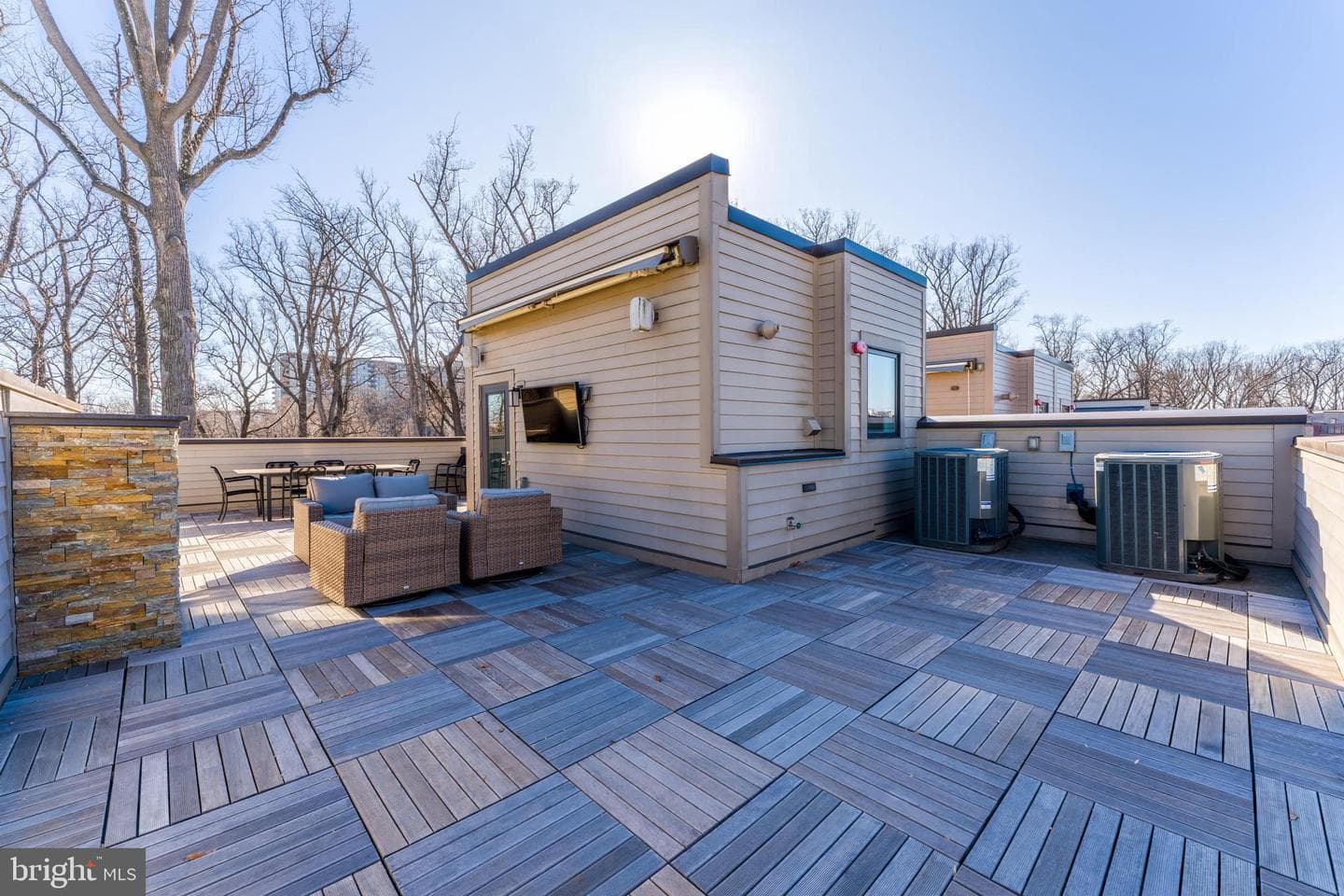 5348 Merriam Street photo 22