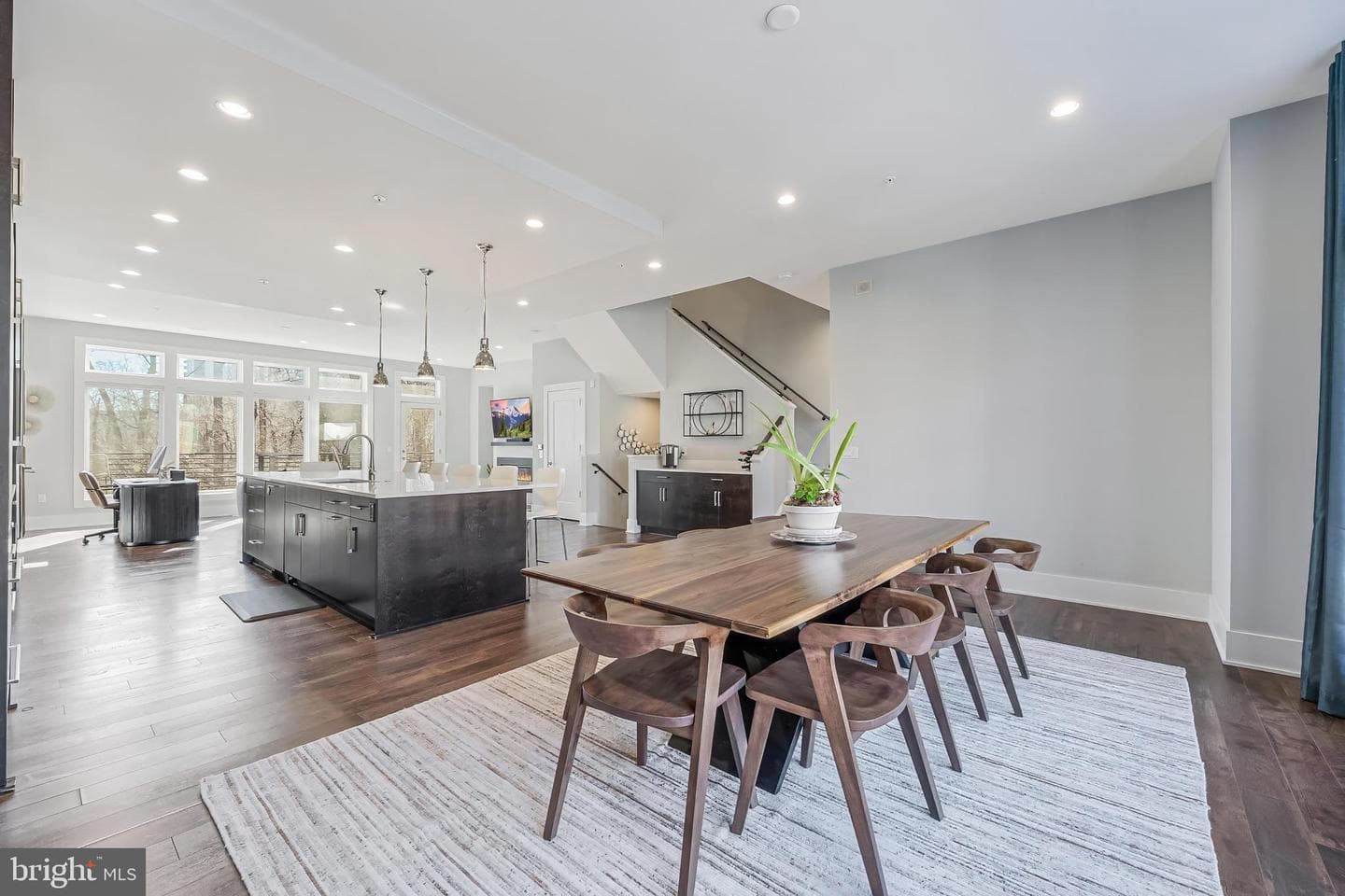 5348 Merriam Street photo 9