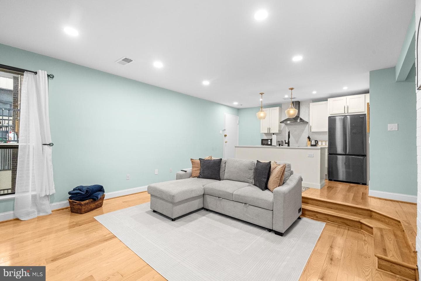 9820 Georgia Avenue #21-302 photo 3