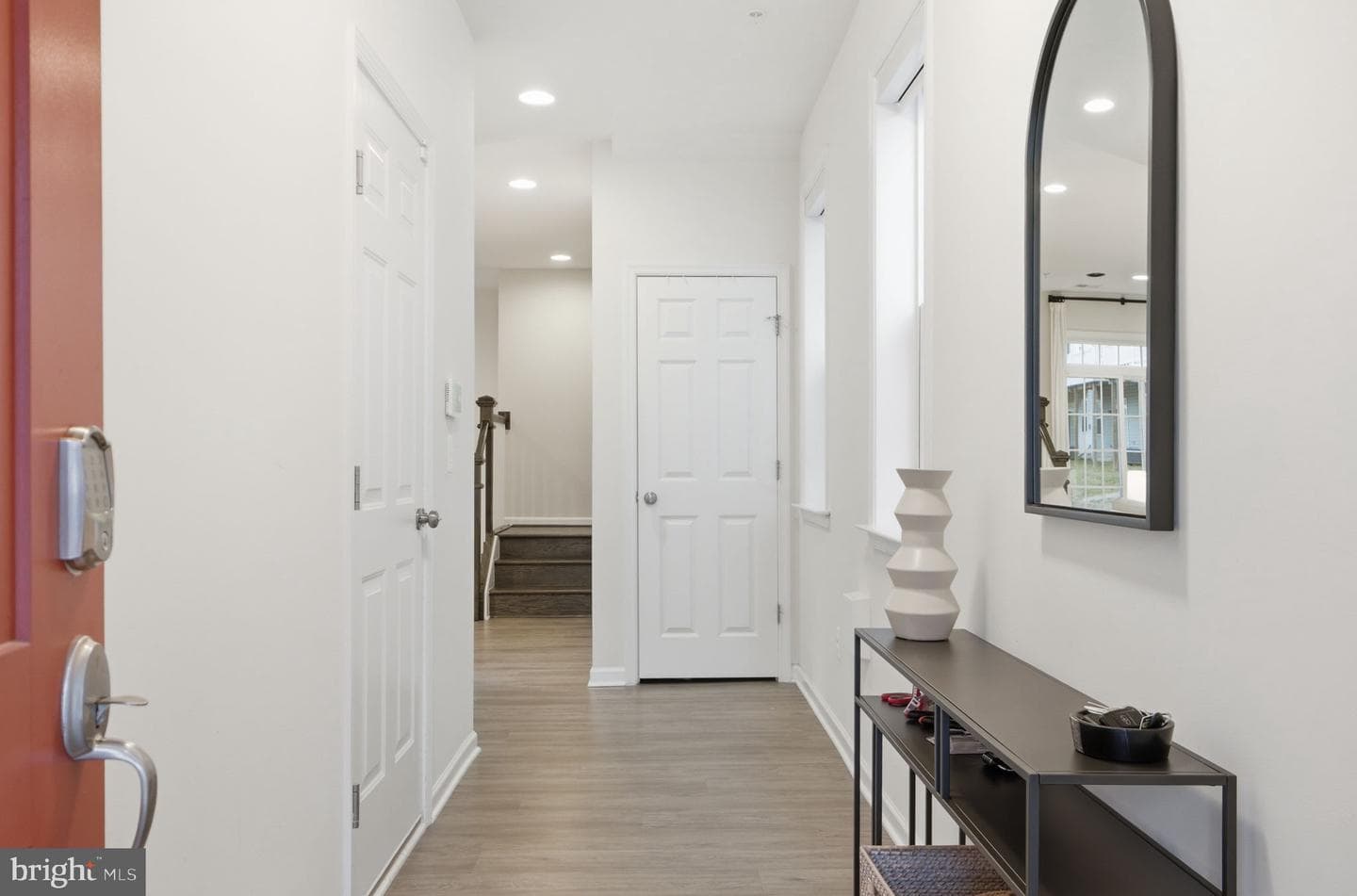 10237 Travilah Grove Circle photo 3