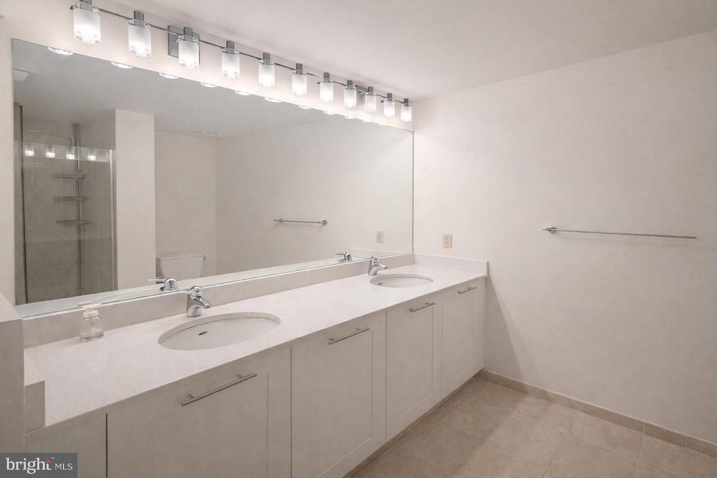 5750 Bou Avenue #812 photo 14