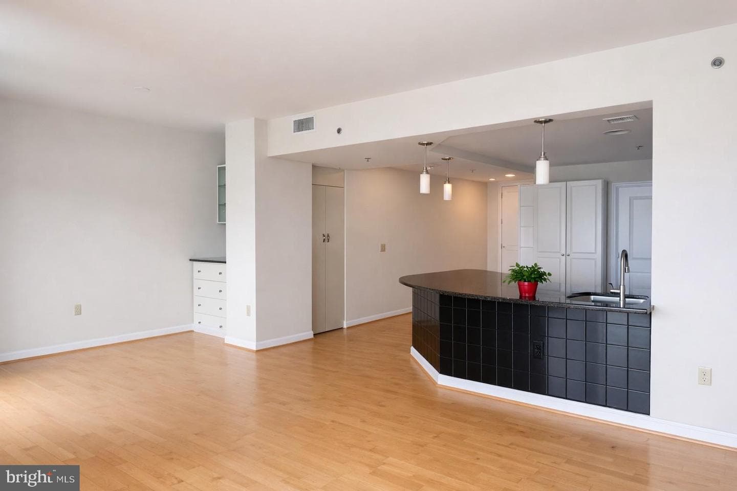 5750 Bou Avenue #812 photo 7