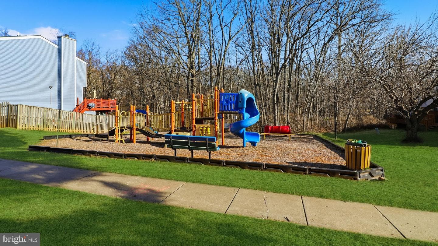12502 Laurel Grove Place photo 16
