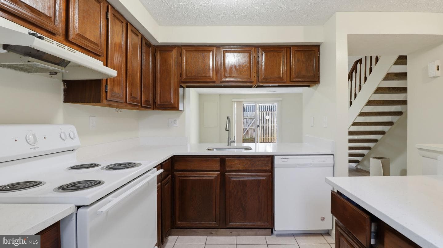 12502 Laurel Grove Place photo 7