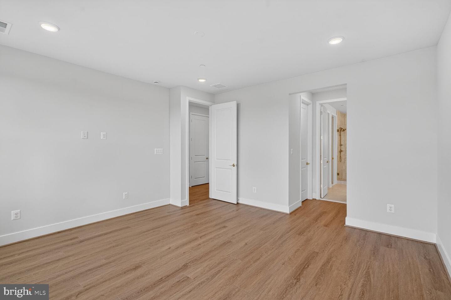 11977 Northpark Drive photo 9