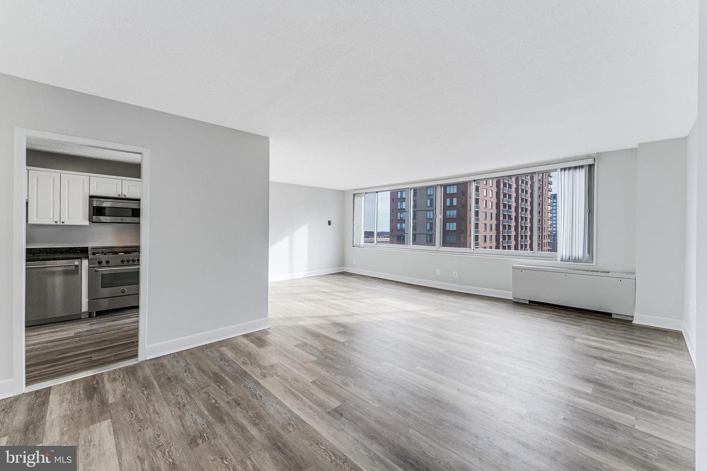 11801 Rockville Pik #806 photo 3
