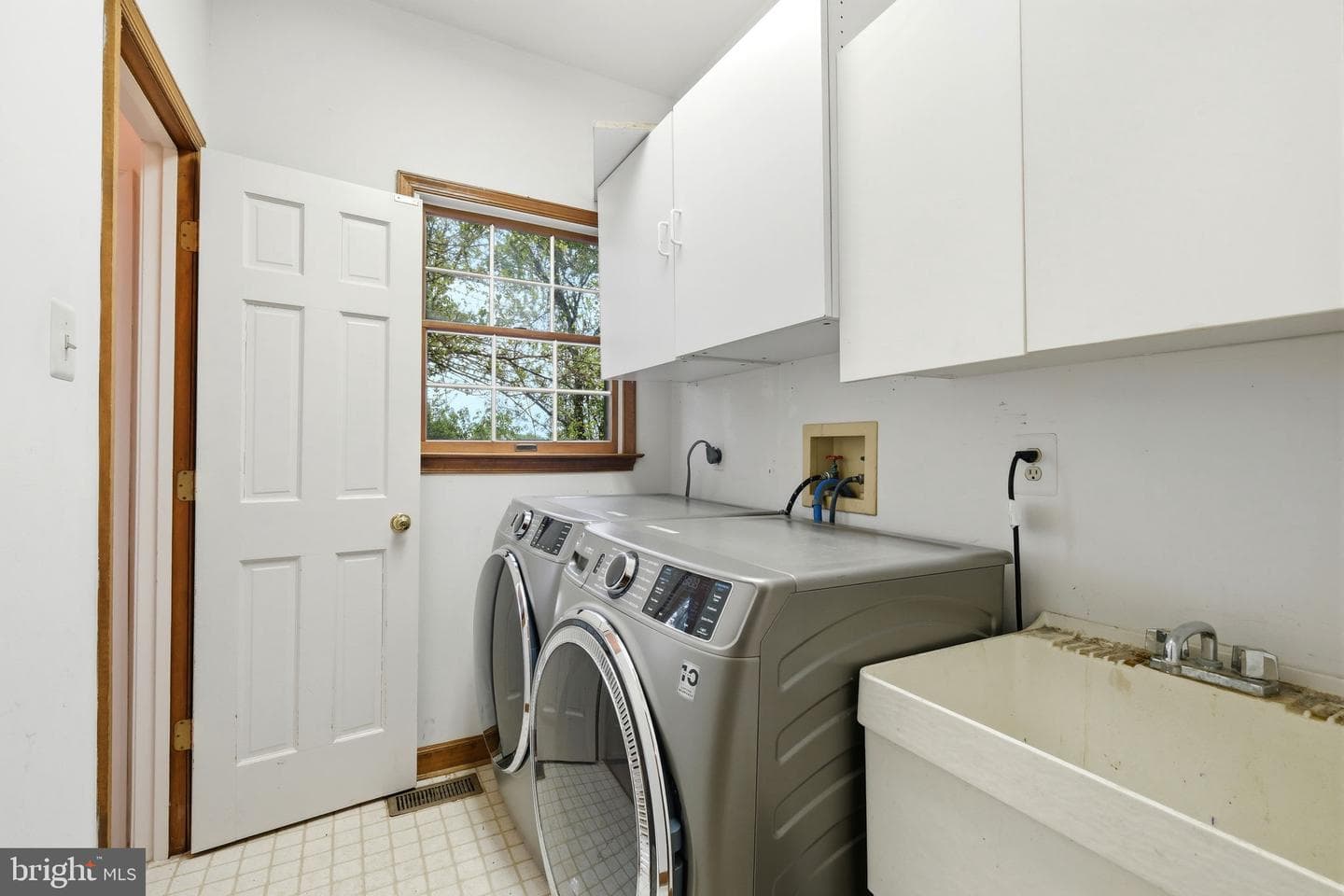 22301 Flintridge Drive photo 28