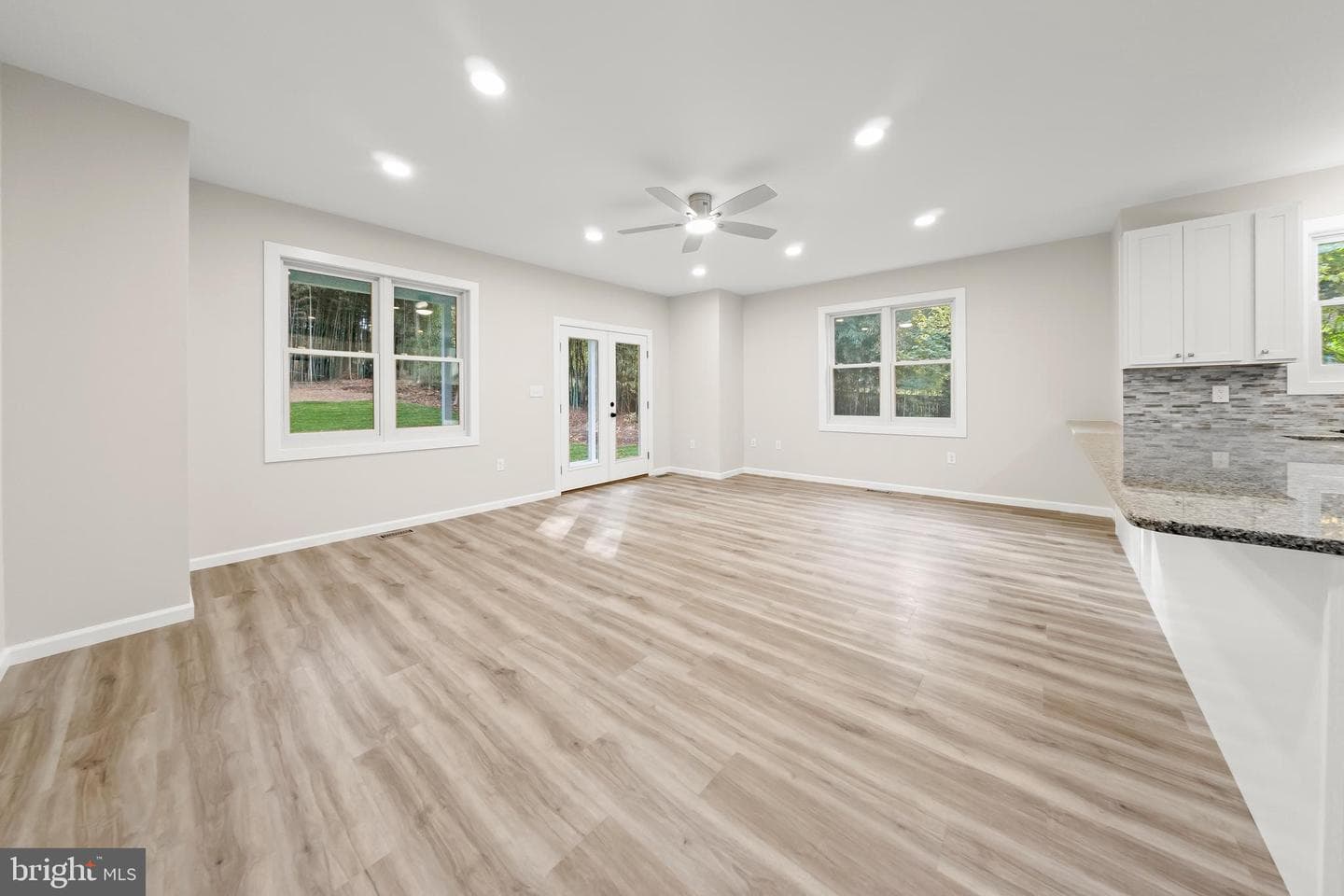 10220 Capitol View Avenue photo 27