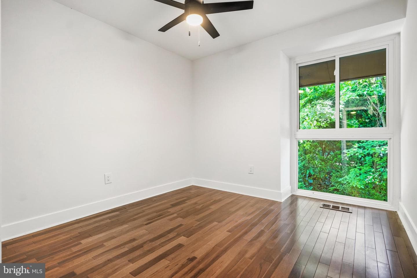 9201 Three Oaks Drive photo 19