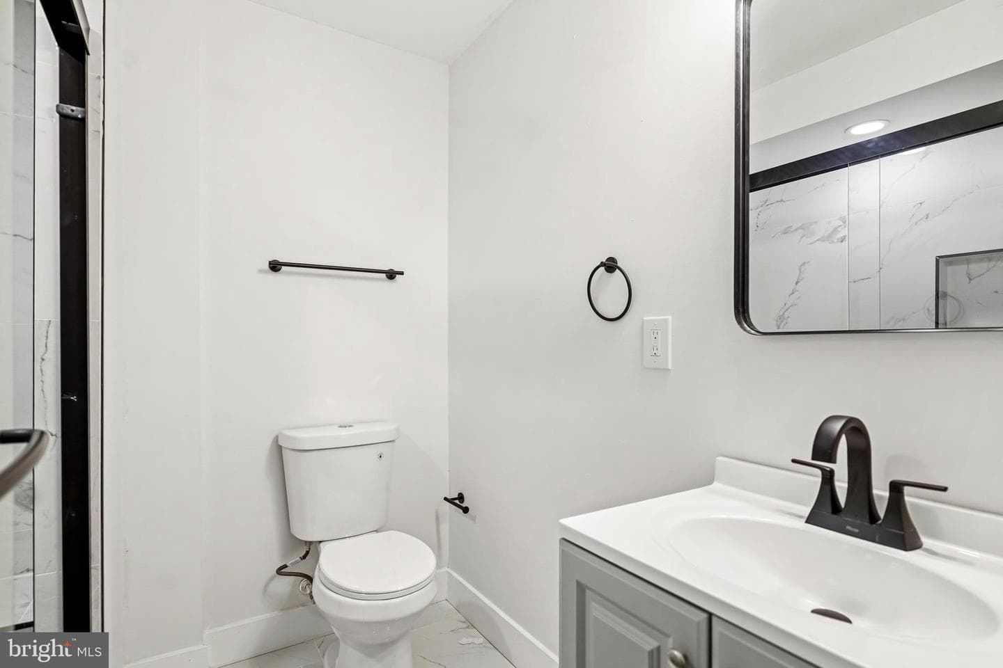 9201 Three Oaks Drive photo 26