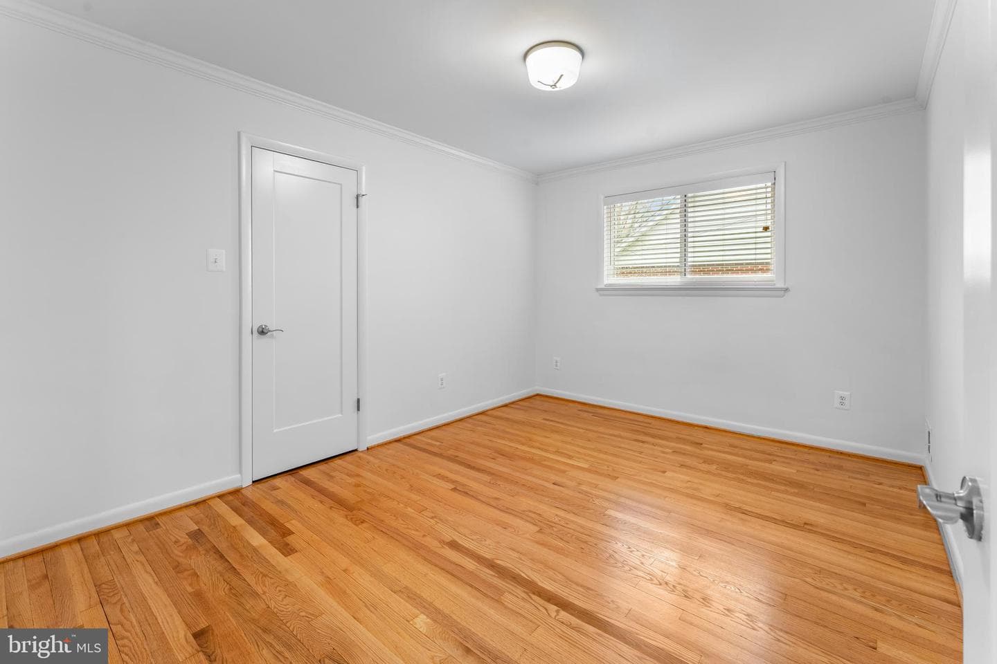 9410 Linden Avenue photo 29