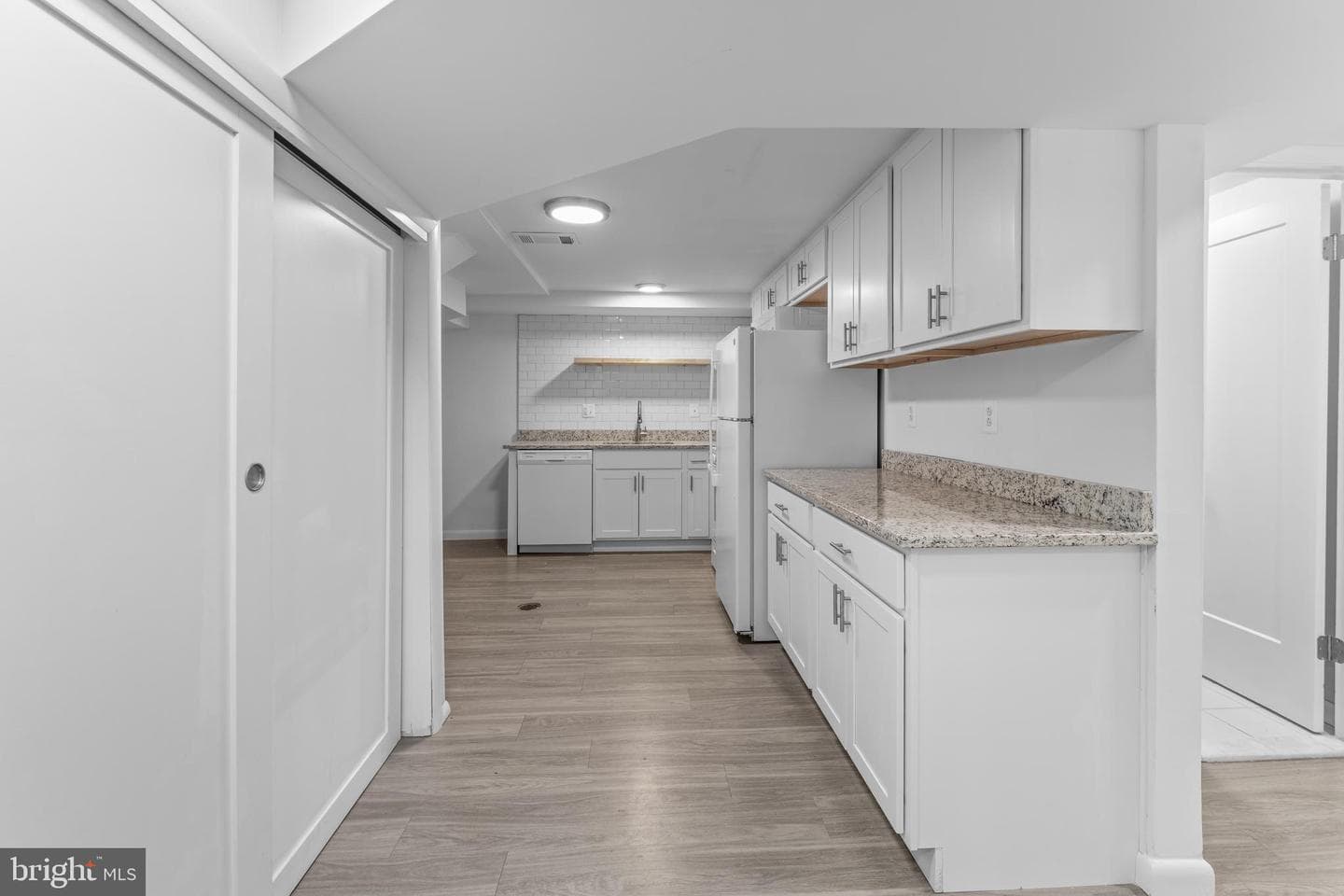 9410 Linden Avenue photo 38