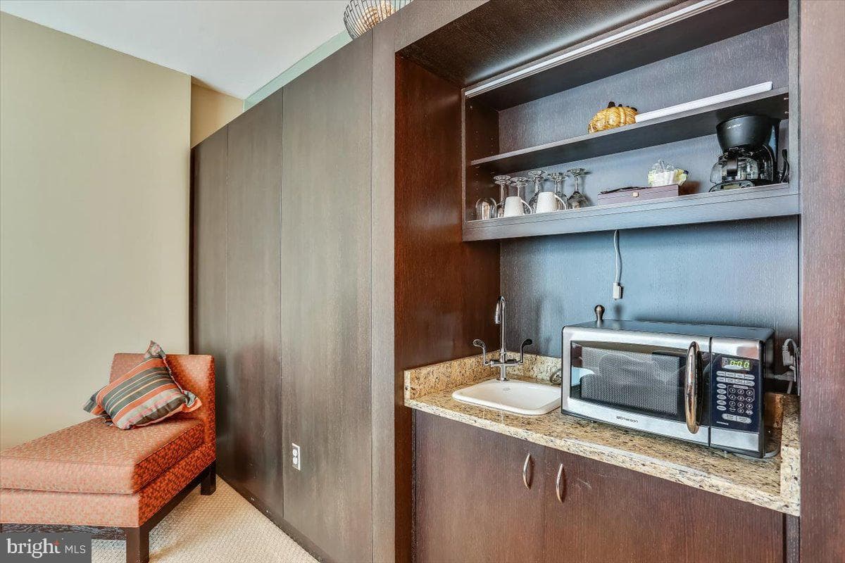 5750 Bou Avenue #1304 photo 38