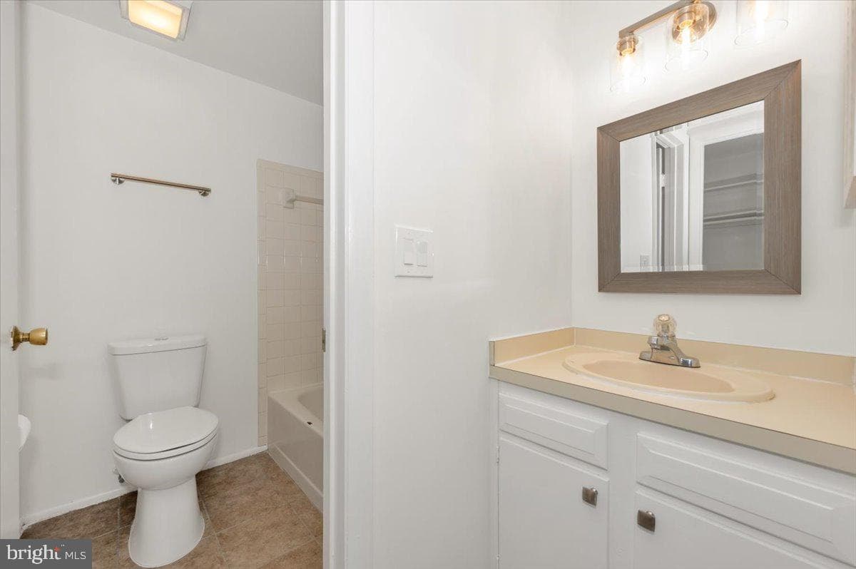 18140 Chalet Drive #7-303 photo 15
