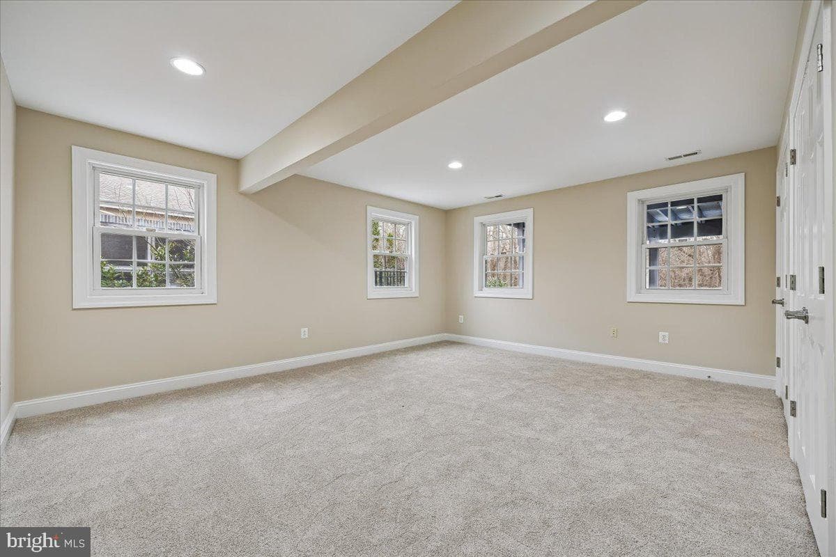 4902 Derussey Parkway photo 89