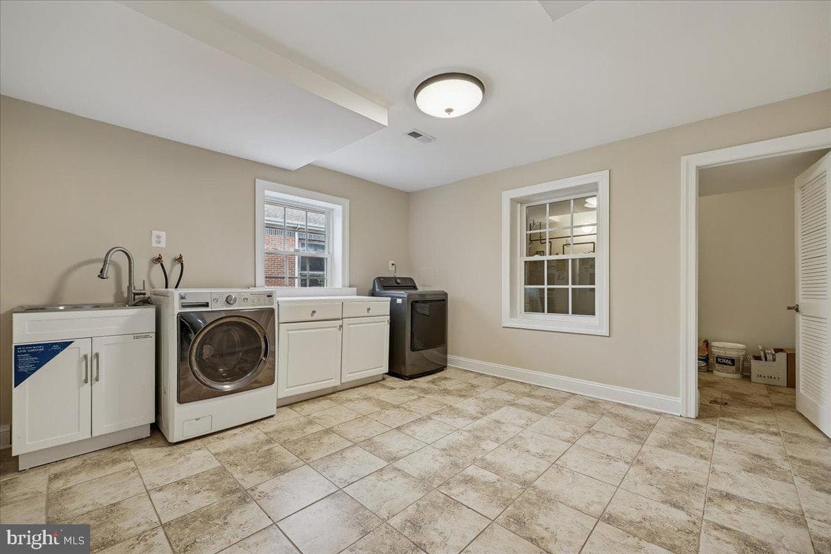 4902 Derussey Parkway photo 92