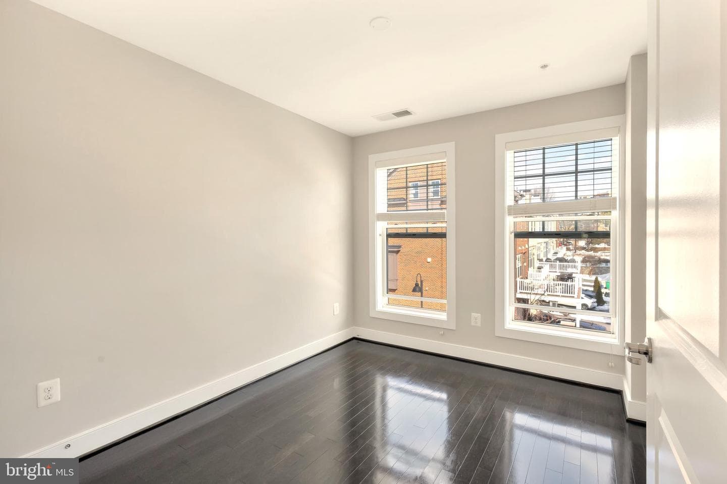 309 Hendrix Avenue photo 23