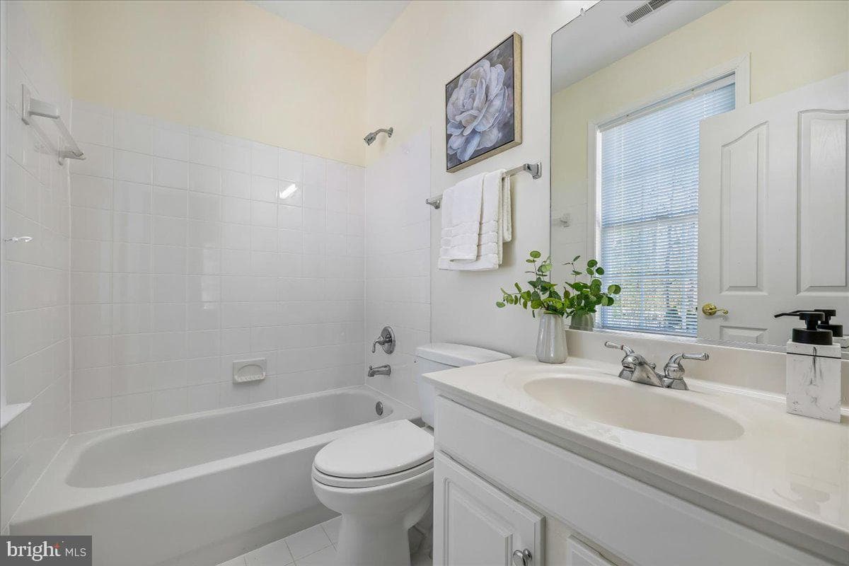 11021 Daybreak Court photo 32