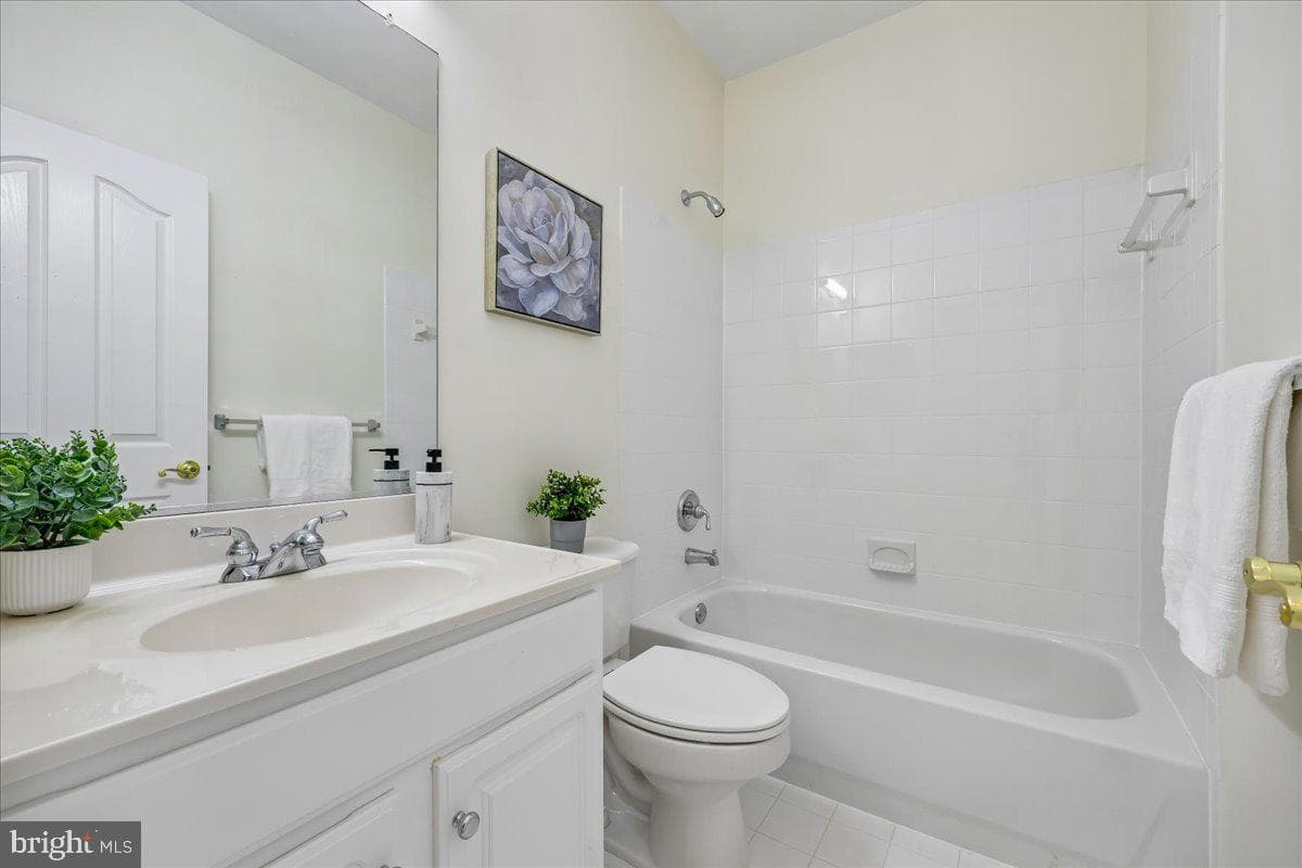 11021 Daybreak Court photo 35