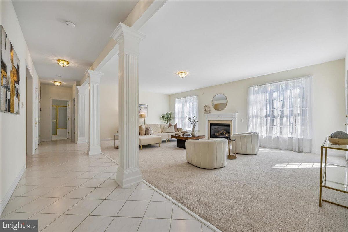 11021 Daybreak Court photo 9