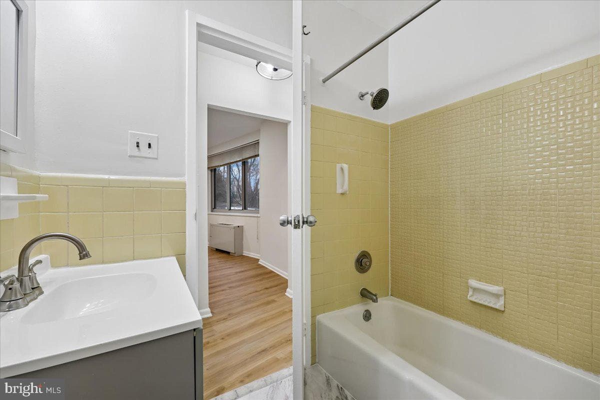 10500 Rockville Pike #328 photo 14