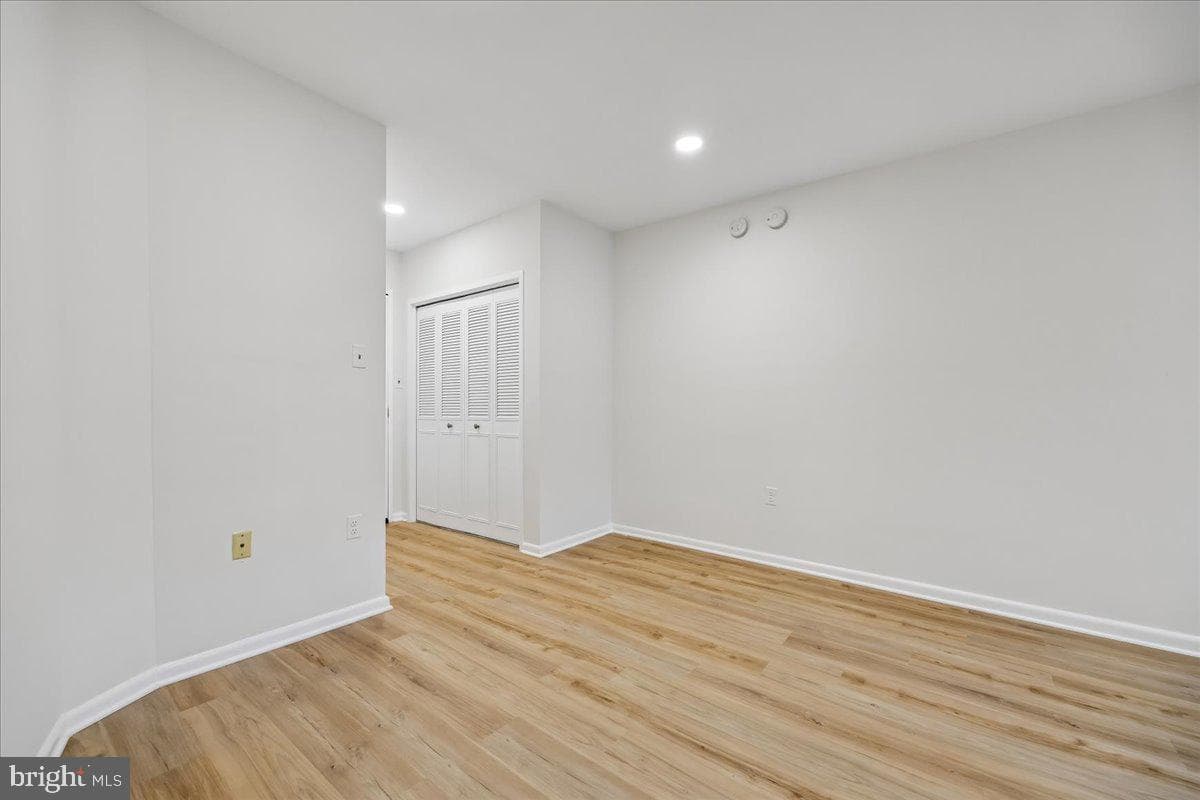 10500 Rockville Pike #328 photo 17