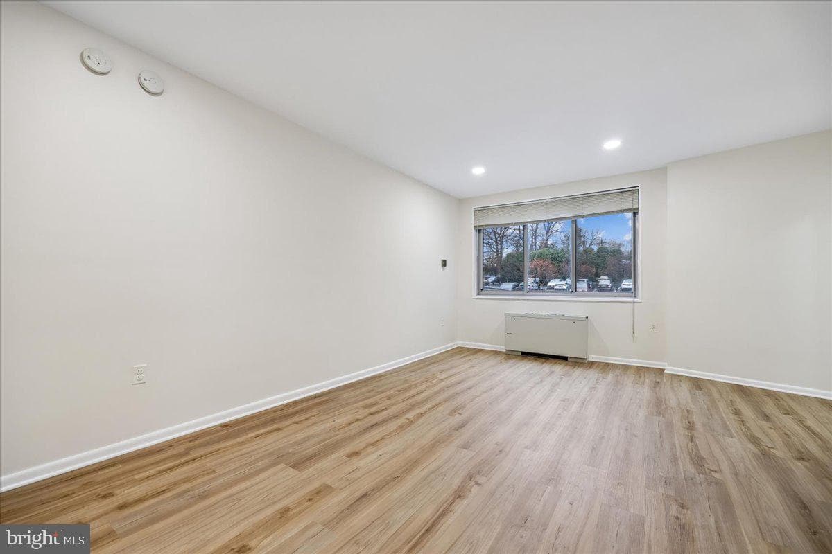 10500 Rockville Pike #328 photo 7