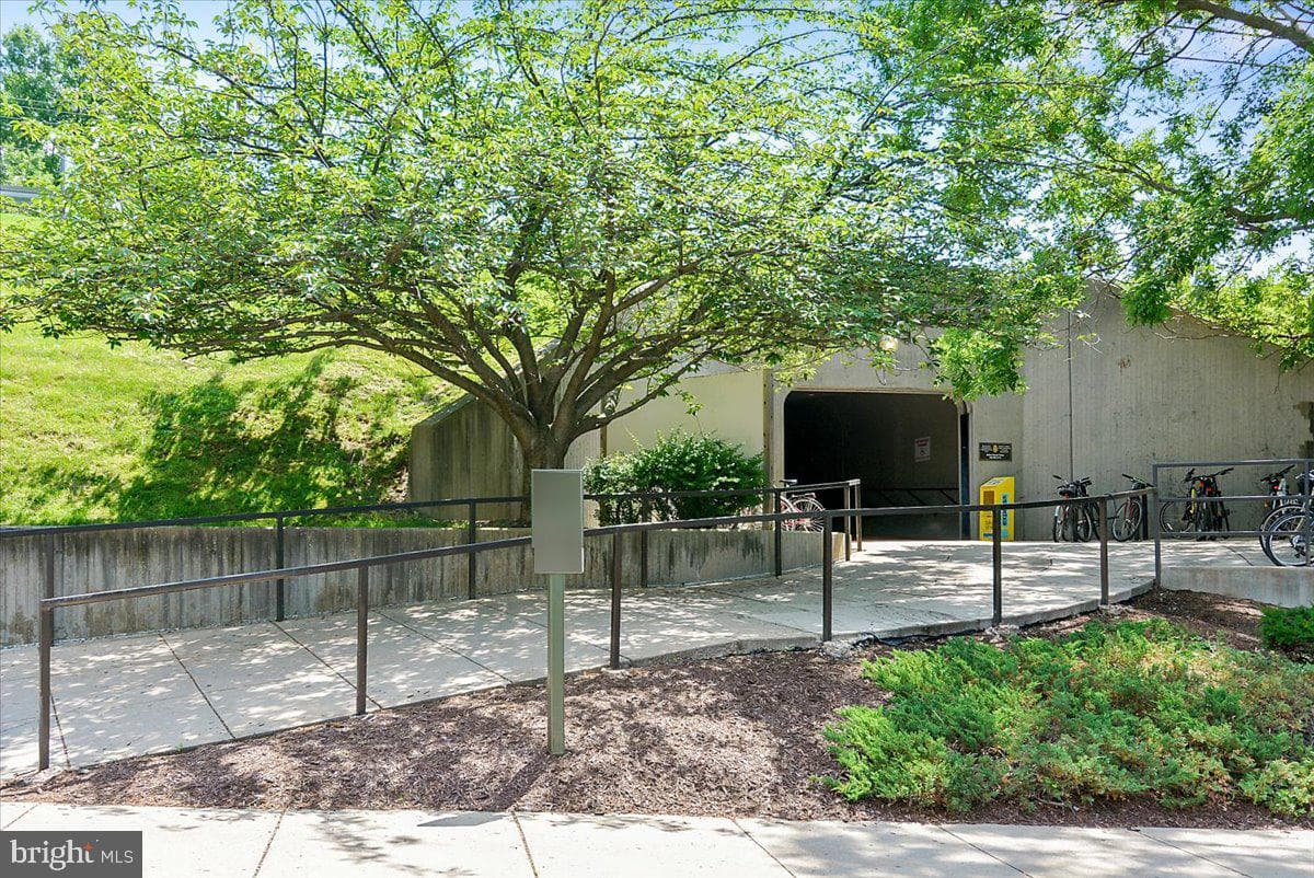 10500 Rockville Pike #328 photo 72
