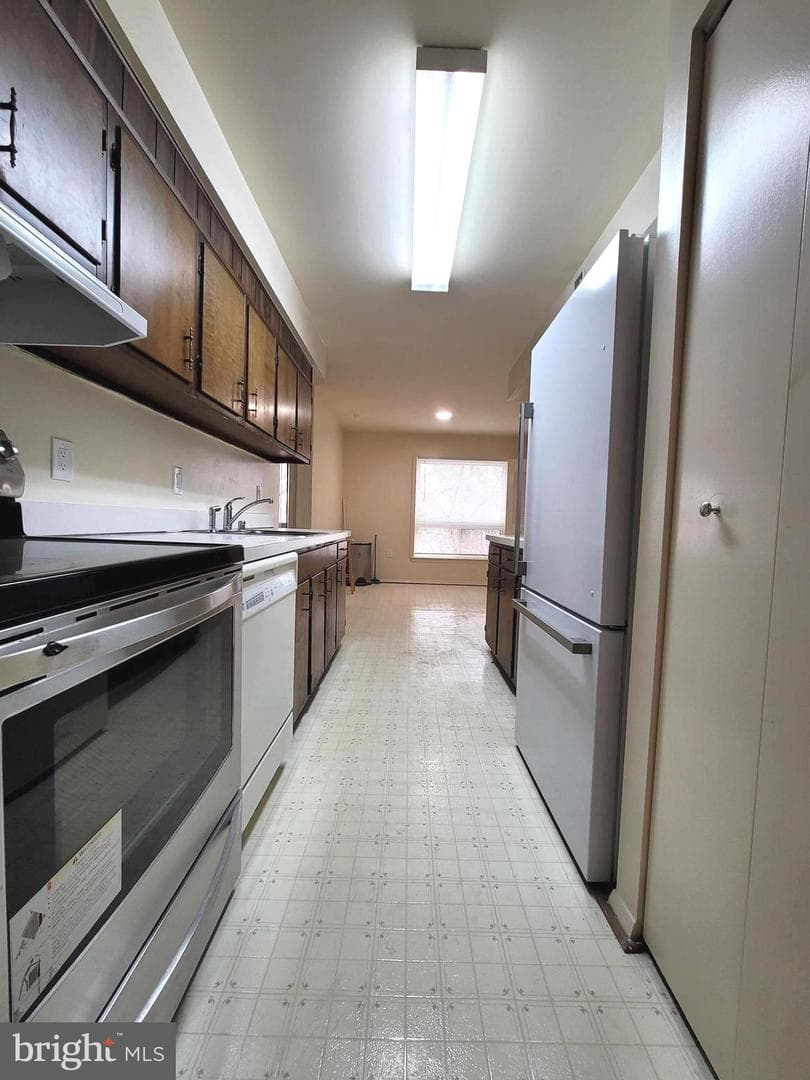 433 Christopher Avenue #23 (94) photo 8