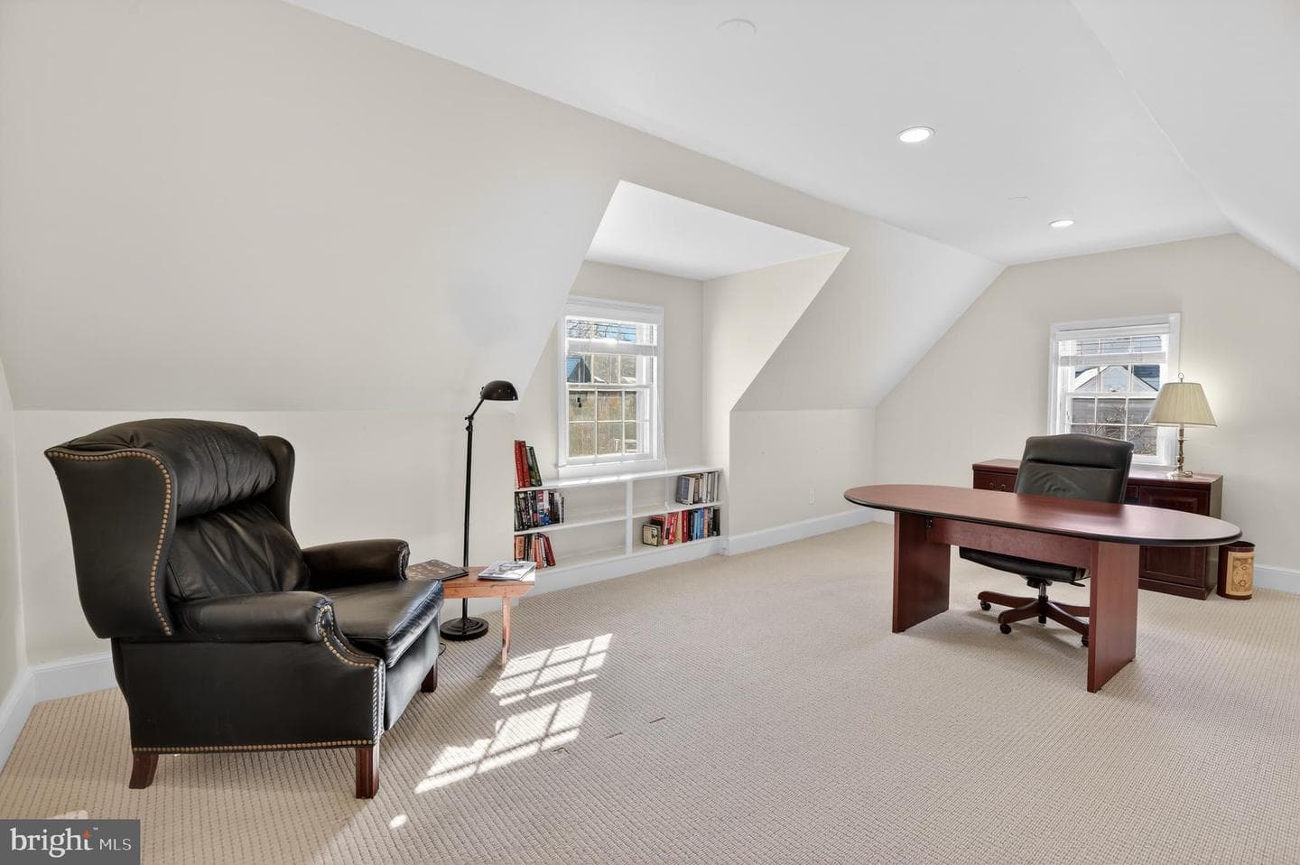 5208 Woodlawn Avenue photo 34