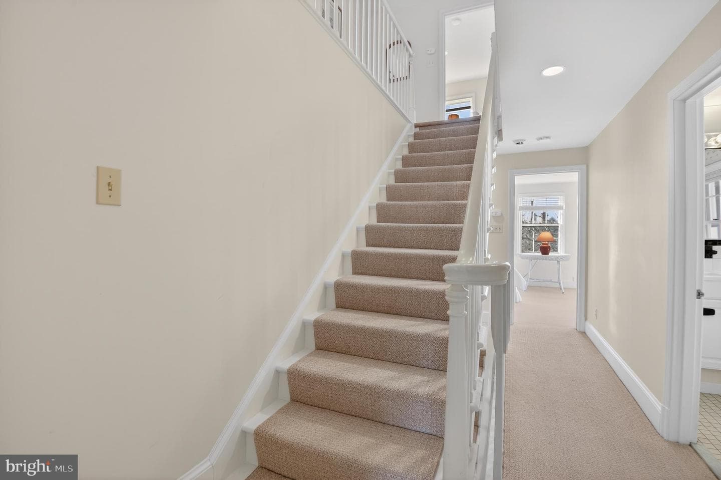 5208 Woodlawn Avenue photo 37