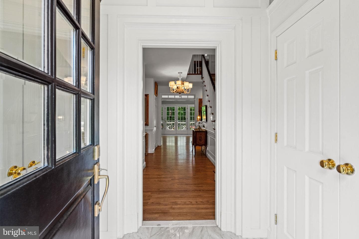 8 Farmington Court photo 4