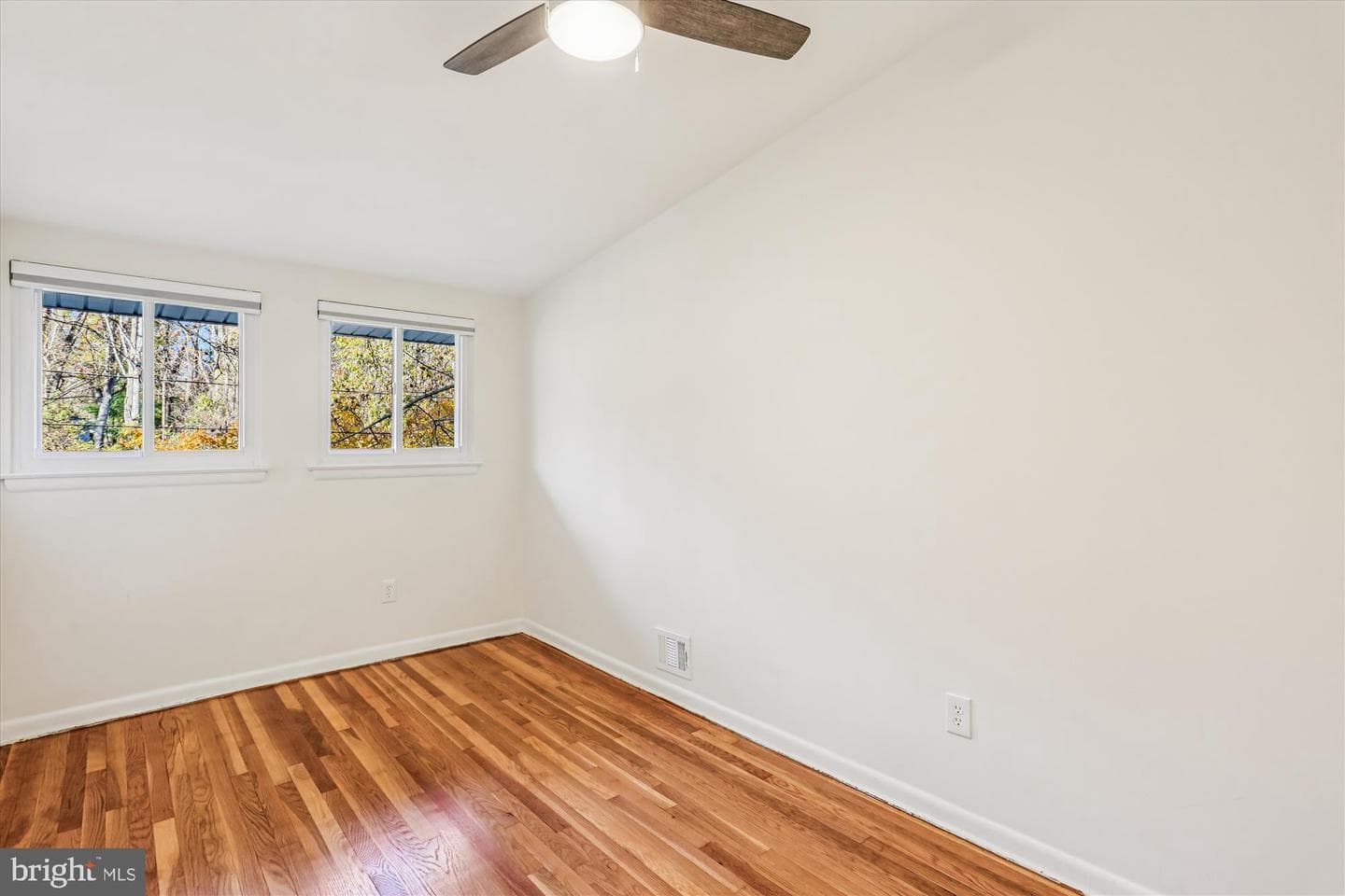 420 Lamberton Drive photo 20