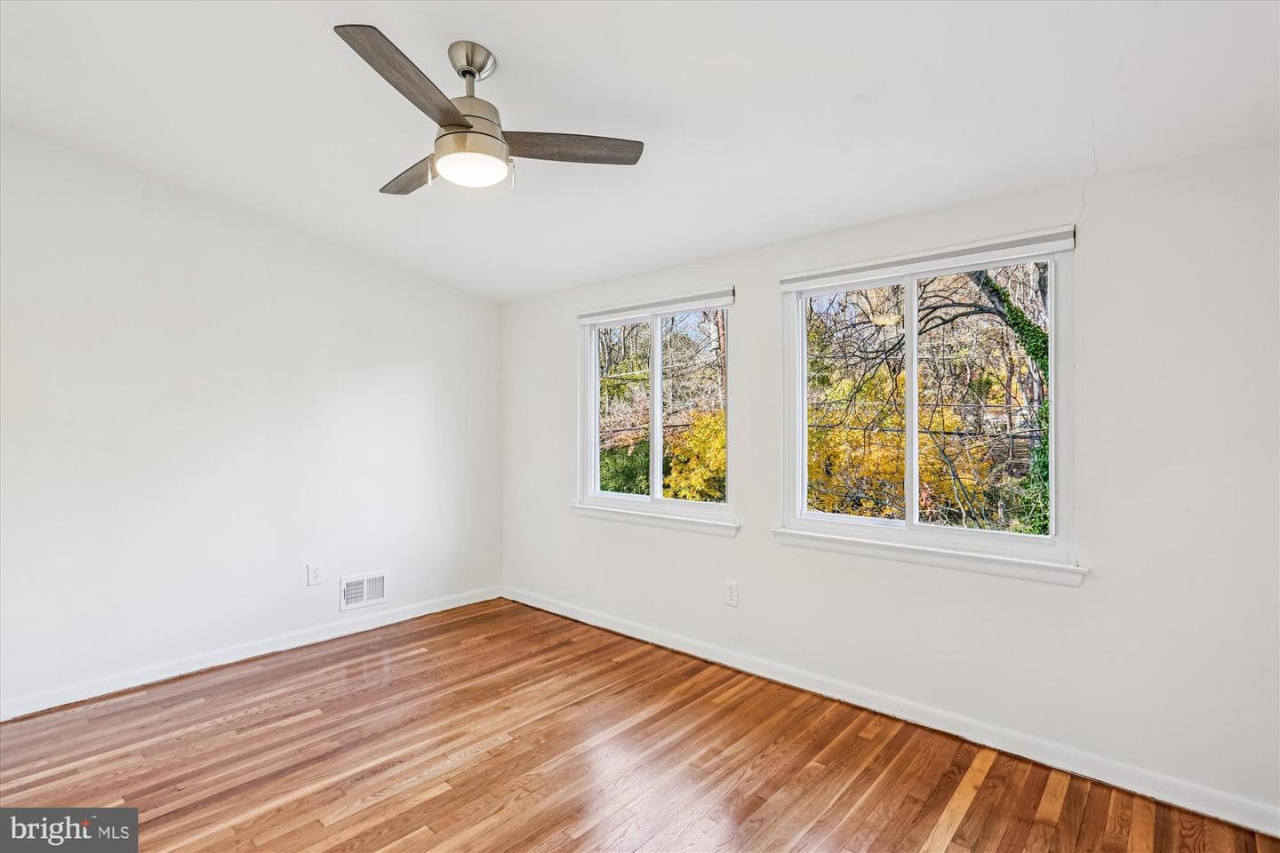 420 Lamberton Drive photo 24