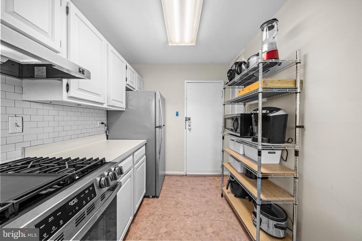 10631 Montrose Avenue #102 photo 10